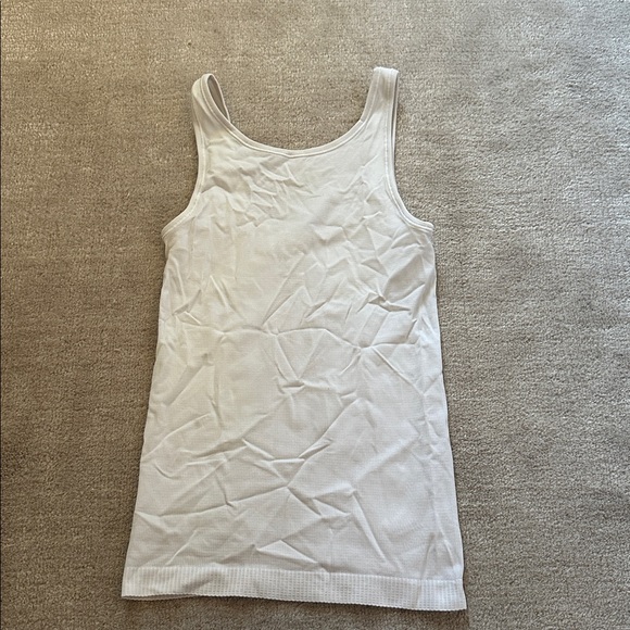 LULULEMON TANK TOP - Picture 3 of 3